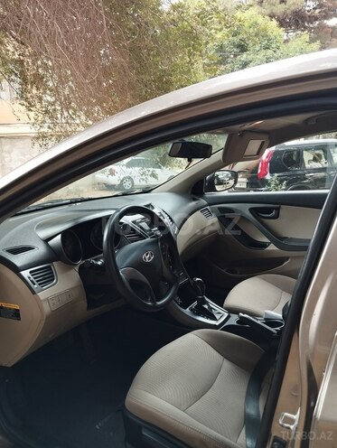 Hyundai Elantra 2015, 255,886 km - 1.8 l - Bakı