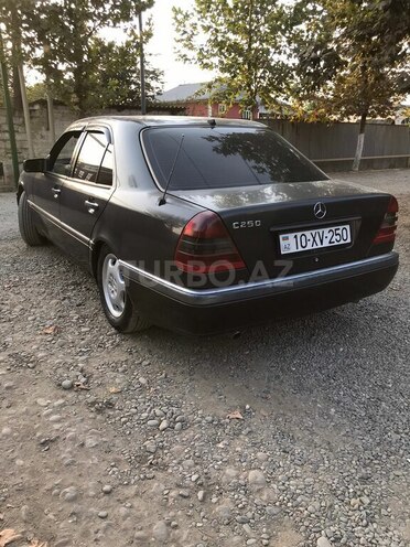 Mercedes C 250 1995, 444,444 km - 2.5 l - Masallı
