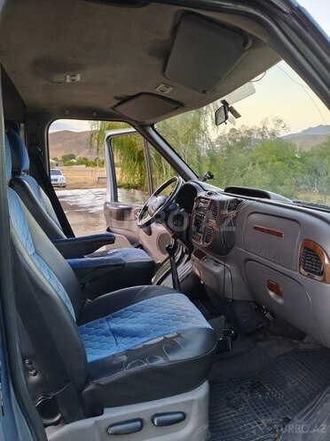 Ford Transit 2001, 595,000 km - 2.4 л - Lerik
