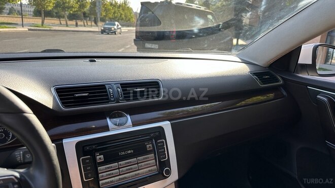 Volkswagen Passat 2011, 264,000 km - 2.0 l - Bakı