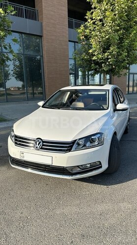 Volkswagen Passat 2011, 264,000 km - 2.0 l - Bakı