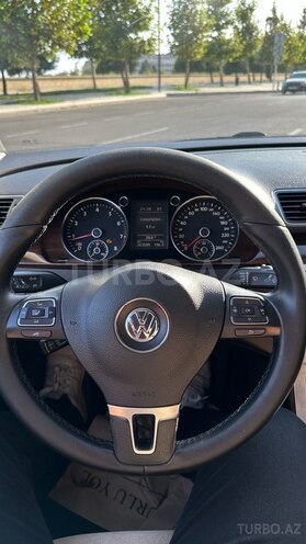 Volkswagen Passat 2011, 264,000 km - 2.0 l - Bakı