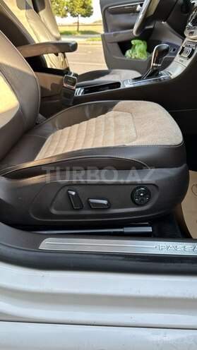 Volkswagen Passat 2011, 264,000 km - 2.0 l - Bakı