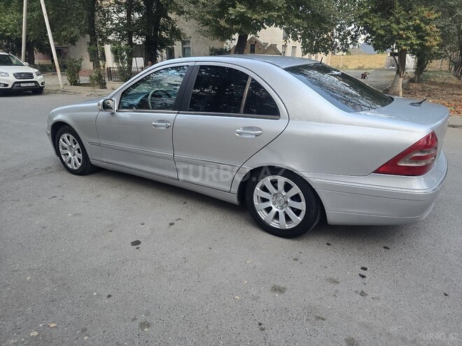 Mercedes C 240 2002, 113,256 km - 2.6 l - Zərdab