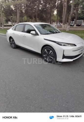 Changan Qiyuan A05 2025, 15,000 km - 1.5 l - Sumqayıt