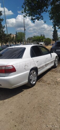 Opel Omega 2002, 336,000 km - 3.2 l - Salyan