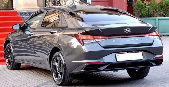 Hyundai Elantra 2022, 40,000 km - 1.6 l - Bakı
