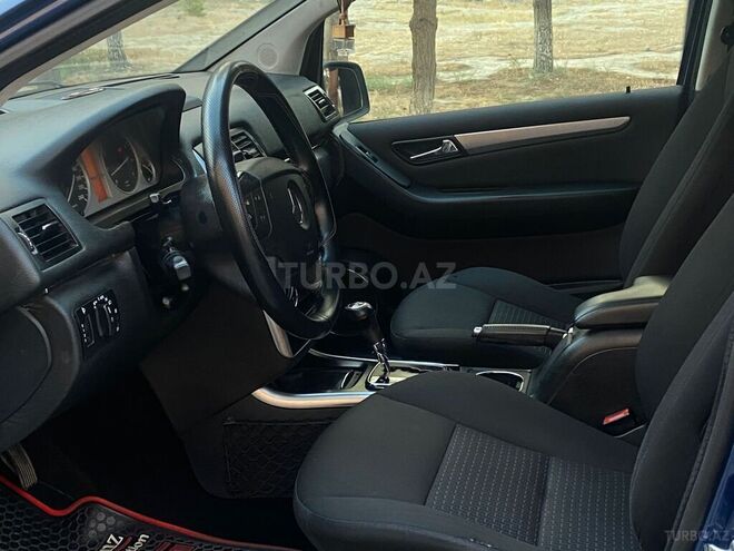 Mercedes B 180 2010, 177,000 km - 1.7 l - Sumqayıt