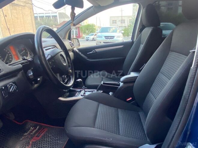 Mercedes B 180 2010, 177,000 km - 1.7 l - Sumqayıt