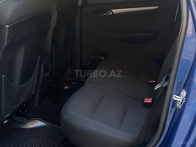 Mercedes B 180 2010, 177,000 km - 1.7 l - Sumqayıt