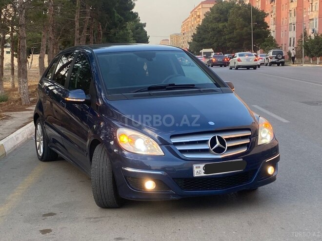 Mercedes B 180 2010, 177,000 km - 1.7 l - Sumqayıt