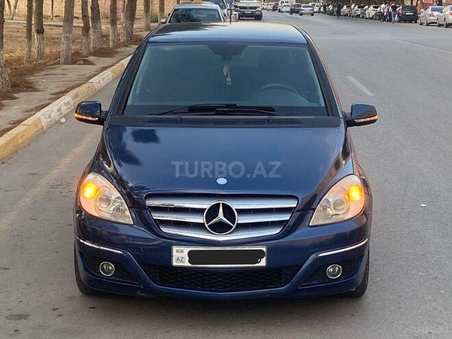 Mercedes B 180 2010, 177,000 km - 1.7 l - Sumqayıt