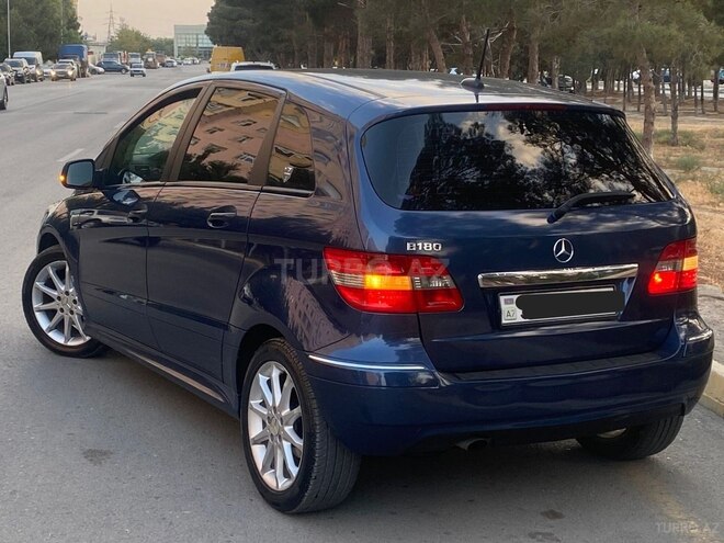 Mercedes B 180 2010, 177,000 km - 1.7 l - Sumqayıt