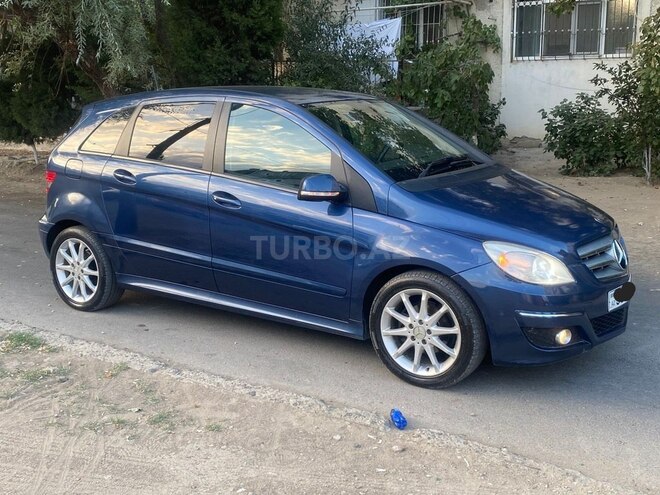Mercedes B 180 2010, 177,000 km - 1.7 l - Sumqayıt