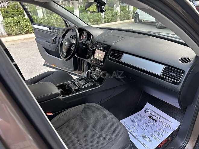Volkswagen Touareg 2010, 340,000 km - 3.6 l - Sumqayıt