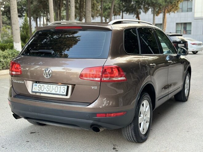 Volkswagen Touareg 2010, 340,000 km - 3.6 l - Sumqayıt