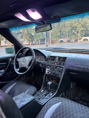 Mercedes C 230 1998, 380,000 km - 2.3 л - Mingəçevir