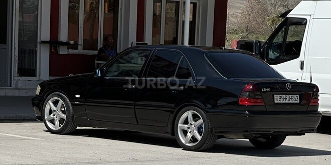 Mercedes C 240 1999, 350,000 km - 2.4 л - Sabirabad