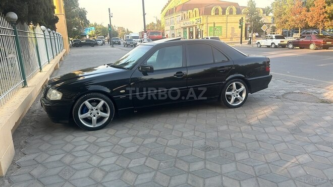 Mercedes C 240 1999, 350,000 km - 2.4 л - Sabirabad