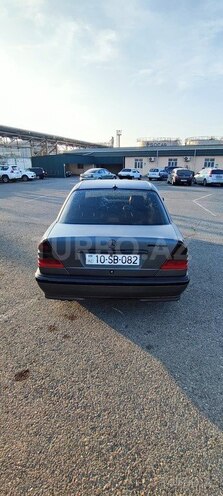Mercedes C 240 1998, 325,500 km - 2.4 л - Bakı