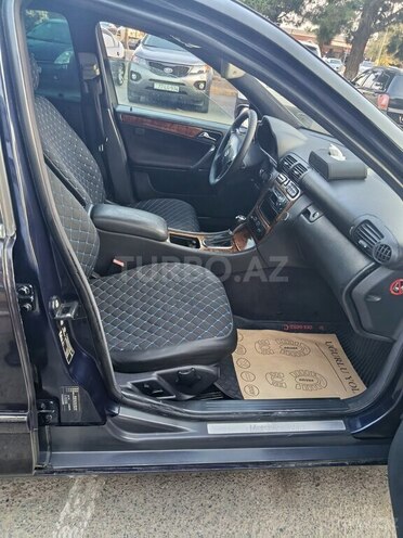 Mercedes C 200 2002, 201,697 km - 2.0 л - Bakı