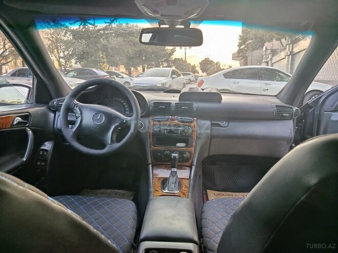 Mercedes C 200 2002, 201,697 km - 2.0 л - Bakı