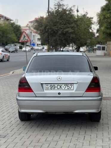 Mercedes C 180 1999, 357,000 km - 1.8 л - Bakı