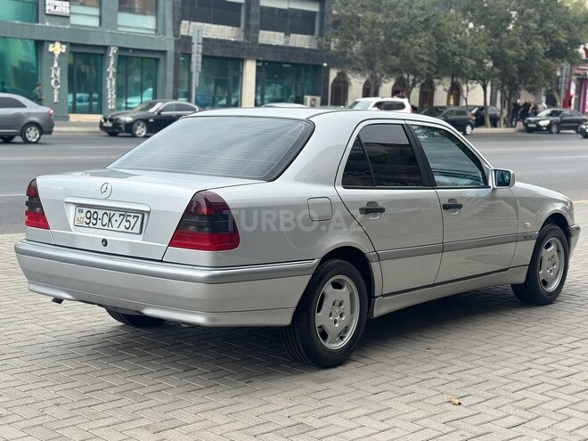 Mercedes C 180 1999, 357,000 km - 1.8 л - Bakı