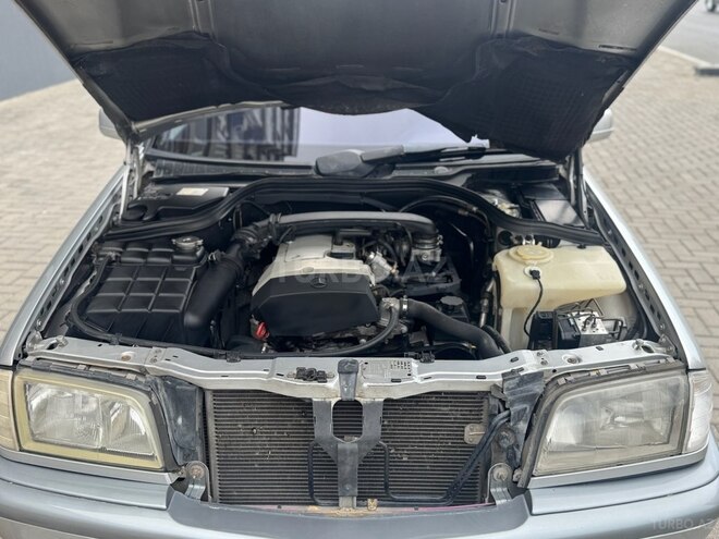 Mercedes C 180 1999, 357,000 km - 1.8 л - Bakı