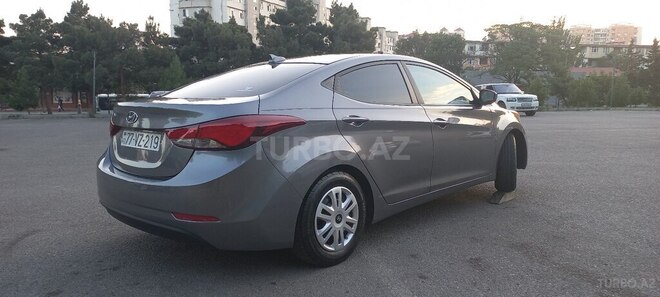 Hyundai Elantra 2015, 86,000 km - 1.8 l - Bakı