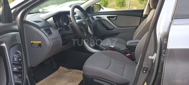 Hyundai Elantra 2015, 86,000 km - 1.8 l - Bakı