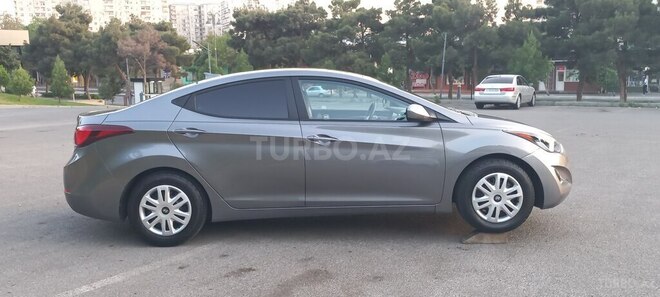 Hyundai Elantra 2015, 86,000 km - 1.8 l - Bakı