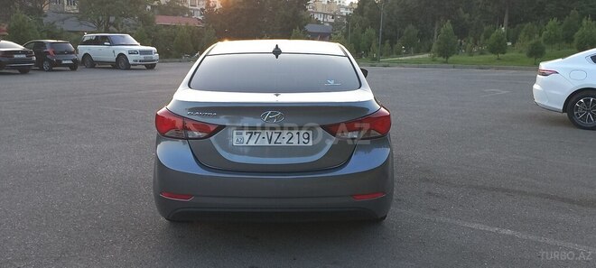 Hyundai Elantra 2015, 86,000 km - 1.8 l - Bakı