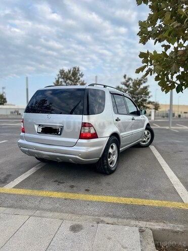 Mercedes ML 270 4MATIC 2002, 438,000 km - 2.7 l - Bakı