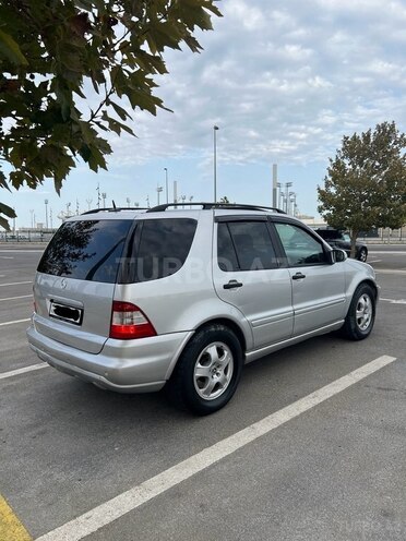 Mercedes ML 270 4MATIC 2002, 438,000 km - 2.7 l - Bakı