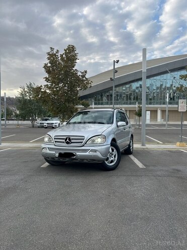 Mercedes ML 270 4MATIC 2002, 438,000 km - 2.7 l - Bakı