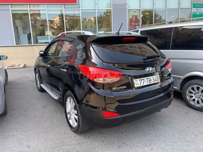 Hyundai ix35 2010, 178,000 km - 2.4 l - Bakı