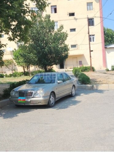 Mercedes E 280 4MATIC 1996, 290,000 km - 2.8 l - Bərdə