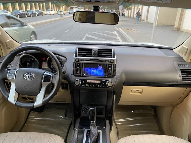 Toyota Land Cruiser Prado 2014, 174,000 km - 2.7 l - Bakı