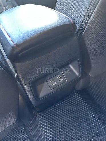 Toyota Corolla 2023, 50,000 km - 1.8 l - Zaqatala