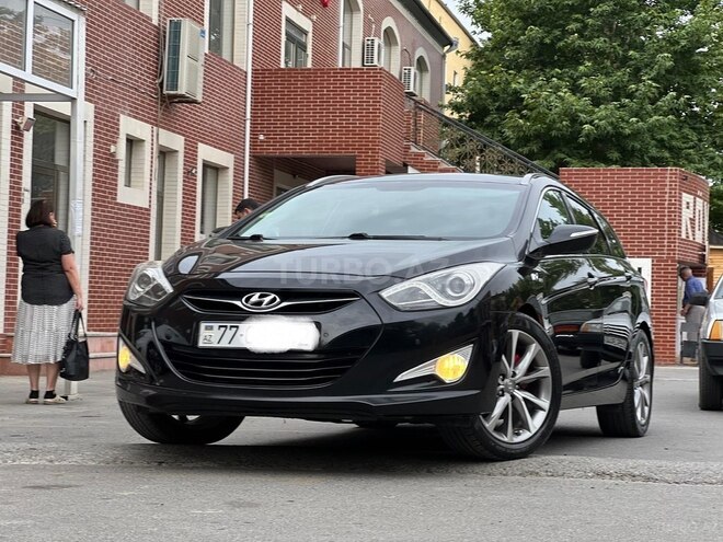 Hyundai i40 2013, 241,000 km - 1.7 l - Şirvan