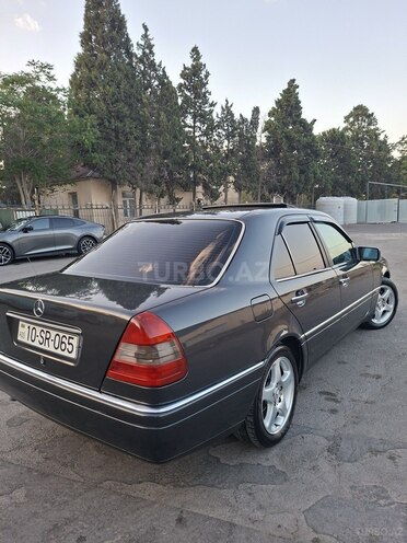 Mercedes C 200 1995, 420,000 km - 2.0 л - Bakı