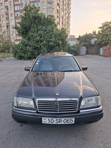 Mercedes C 200 1995, 420,000 km - 2.0 л - Bakı