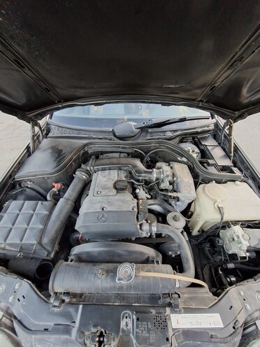 Mercedes C 200 1995, 420,000 km - 2.0 л - Bakı