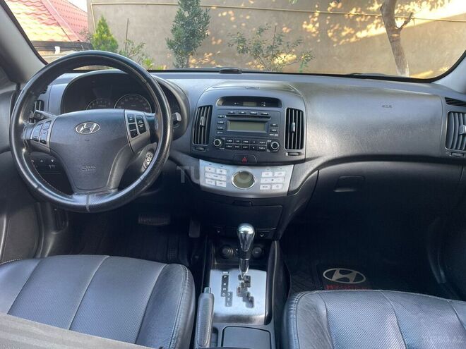 Hyundai Elantra 2009, 353,589 km - 2.0 л - Bakı