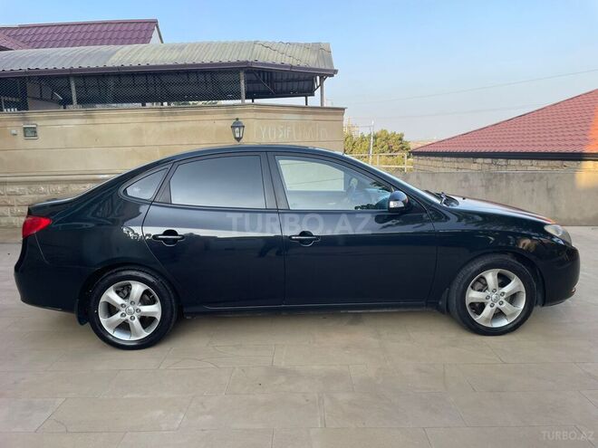 Hyundai Elantra 2009, 353,589 km - 2.0 л - Bakı