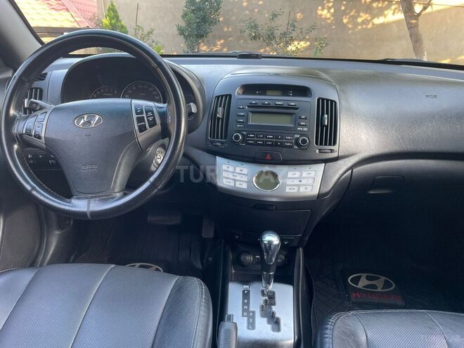 Hyundai Elantra 2009, 353,589 km - 2.0 л - Bakı