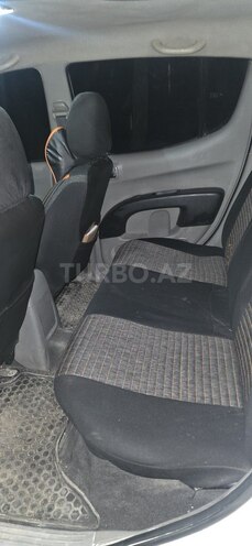 Mitsubishi L200 2009, 320,000 km - 2.5 л - Oğuz