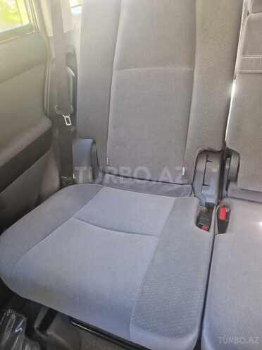 Toyota Land Cruiser Prado 2012, 236,000 km - 2.7 л - Bakı