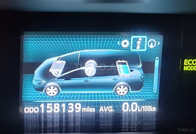 Toyota Prius V 2015, 253,000 km - 1.8 л - Bakı